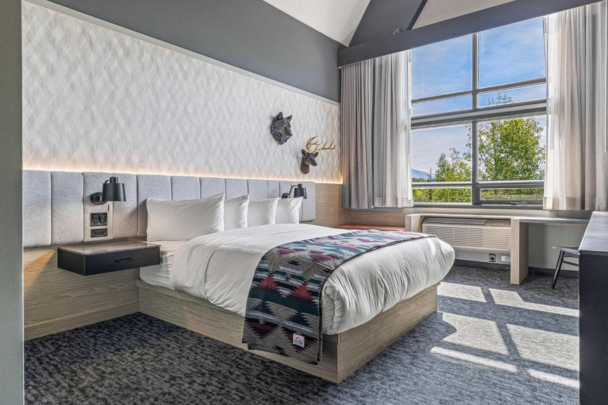 Mtn House By Basecamp Hotel แคนมอร์ ภายนอก รูปภาพ